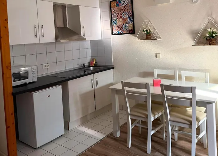 Apartamentos Sky 3000